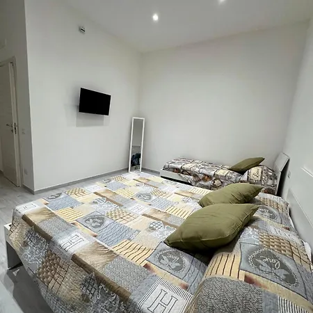 Oliver's House 4* Napels